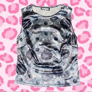 90s Sunflower Graphic Sleeveless Top
